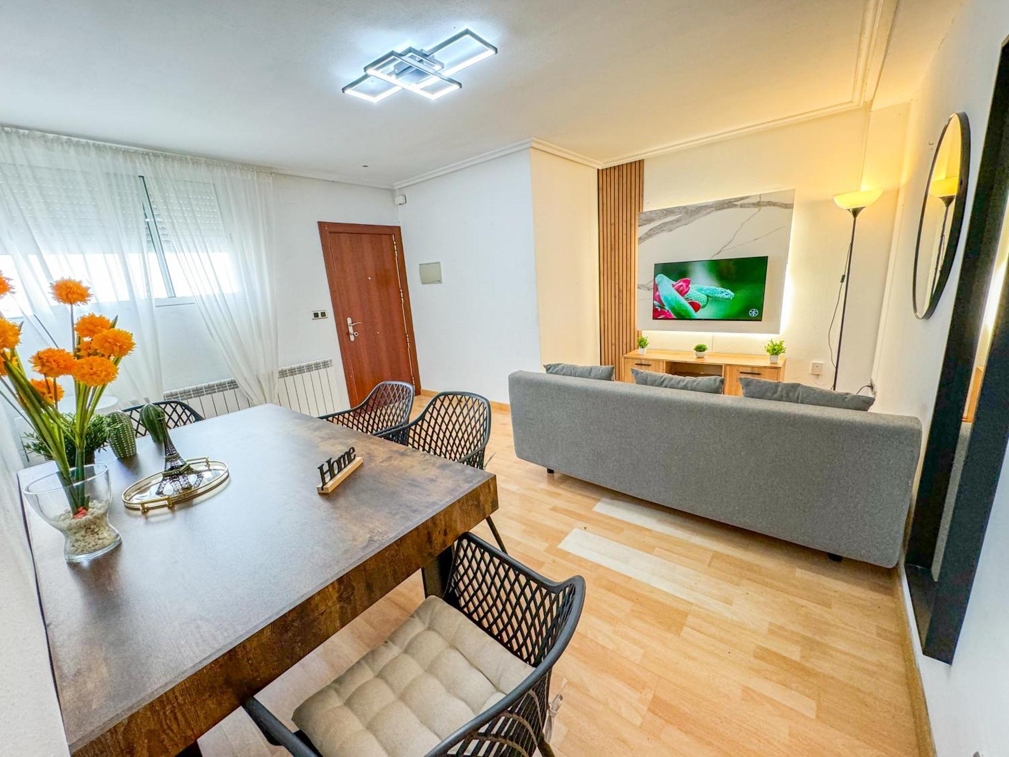 El Angel Del Pilar Turistea Apartment Сарагоса Екстериор снимка